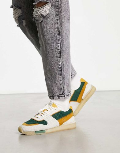 Torrun - Sneakers in camoscio multicolore - Clarks Originals - Modalova