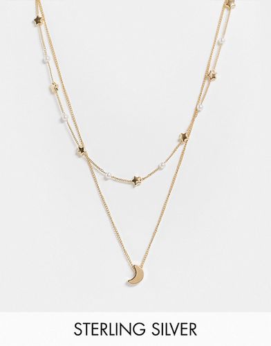 Collana multifilo color con perle e dettagli a forma di luna e stelle - Ashiana - Modalova