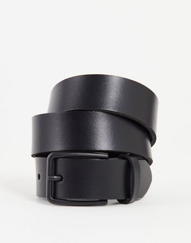 Cintura sottile in pelle nera con fibbia nera opaca quadrata - ASOS DESIGN - Modalova