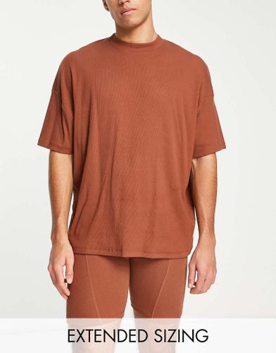 Pigiama da casa con t-shirt oversize e pantaloncini tono su tono-Neutro - ASOS DESIGN - Modalova