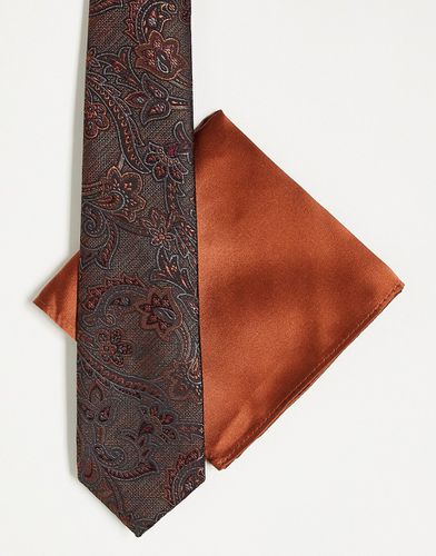 Cravatta marrone con stampa cachemire e fazzoletto da taschino arancione - Ben Sherman - Modalova