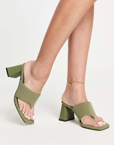 Sandali infradito kaki con tacco-Verde - Bershka - Modalova