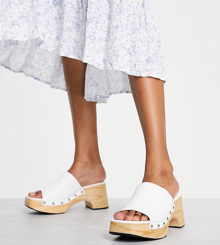 Sandali sabot stile zoccoli bianchi-Bianco - Glamorous Wide Fit - Modalova