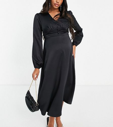 Vestito midi nero in raso con bottoni sul davanti - Flounce London Maternity - Modalova