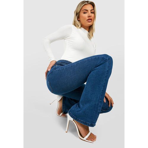 Jeans a zampa Skinny Fit Stretch a vita alta - boohoo - Modalova